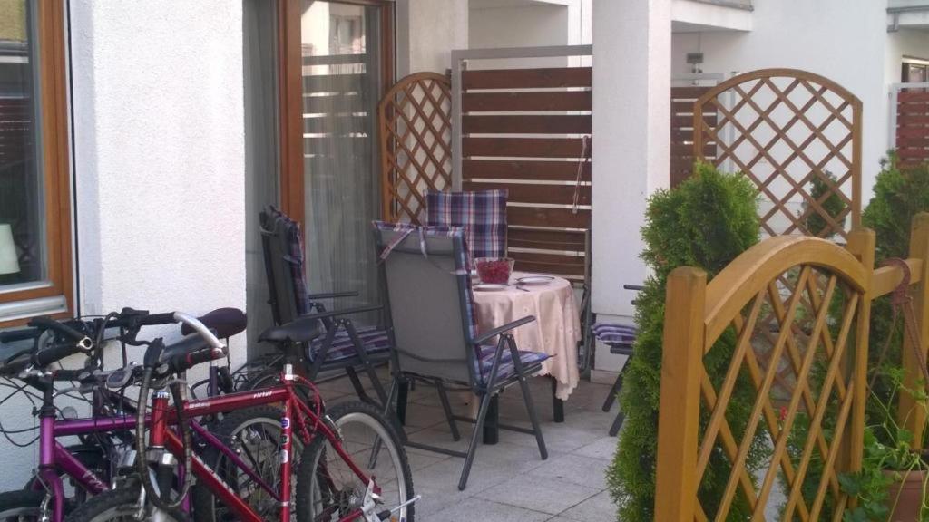 Swinoujscie Platan Patio 2- Berry Apartments 외부 사진